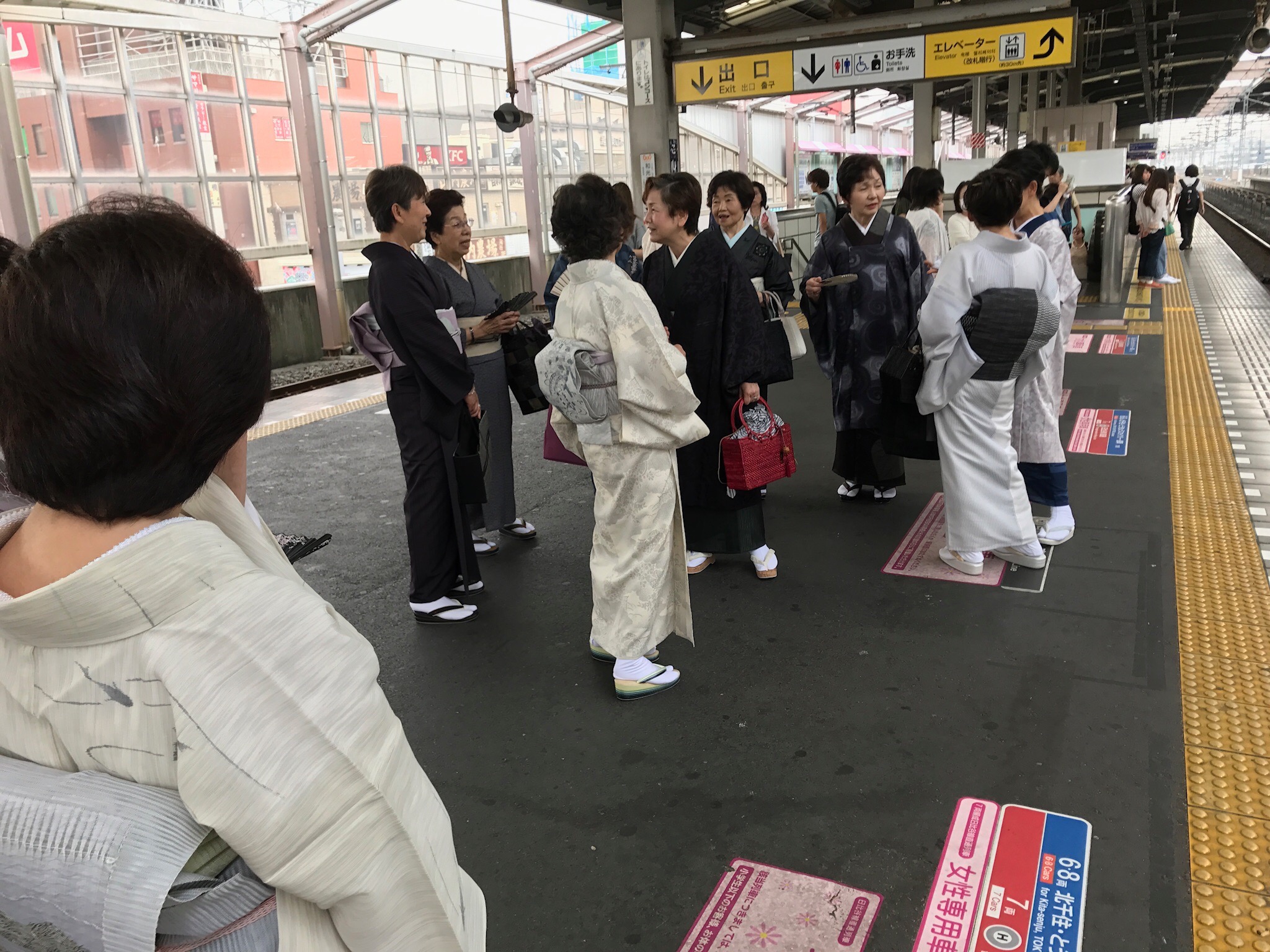 銀座 懐食みちばと宝塚劇場に着物で楽しみました