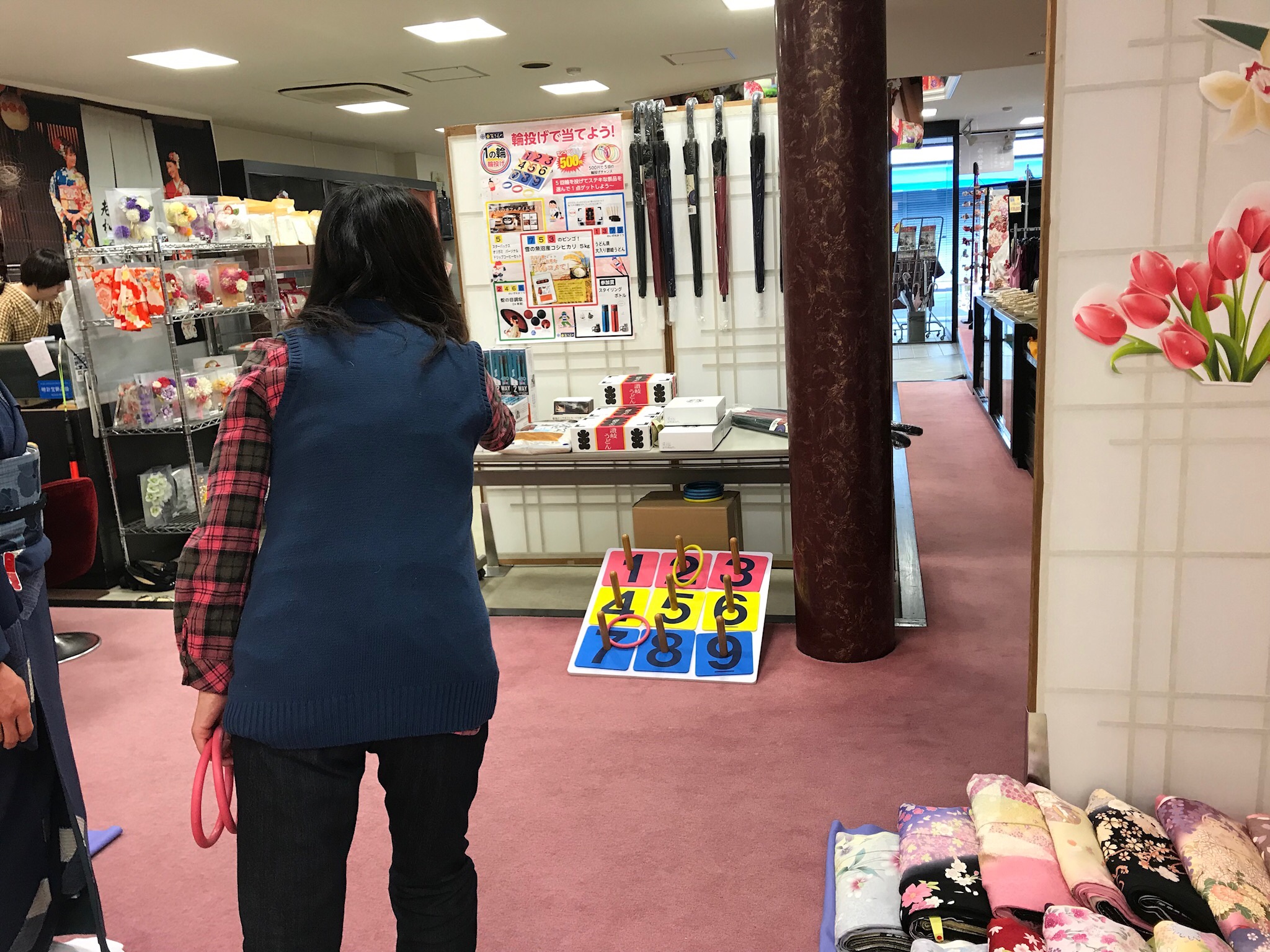 ５つの輪でおもてなし 春の装い展