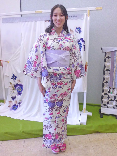 浴衣選び＆着付けでご来店いただきました！