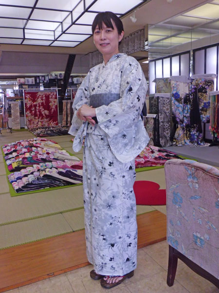 購入いただいた浴衣をその場で着てお出かけ☆