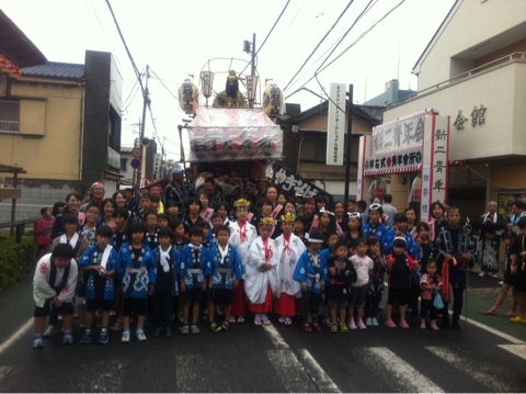 2012越ヶ谷秋祭りの着付けのお手伝いをしました